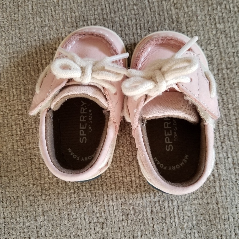 Sperry baby girl shoea